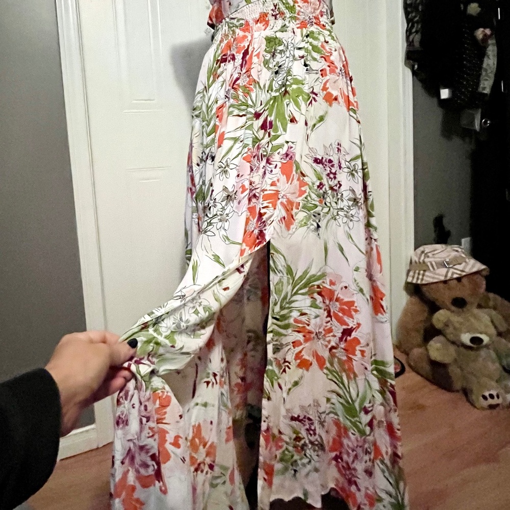 Abel the label Vienna floral halter tie back maxi dress - Picture 4 of 9